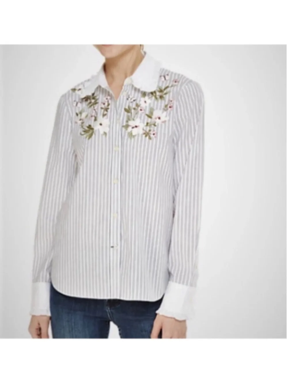 Kate Spade button front Ruffle Striped Embroidered Shirt preppy soft girl sz sm